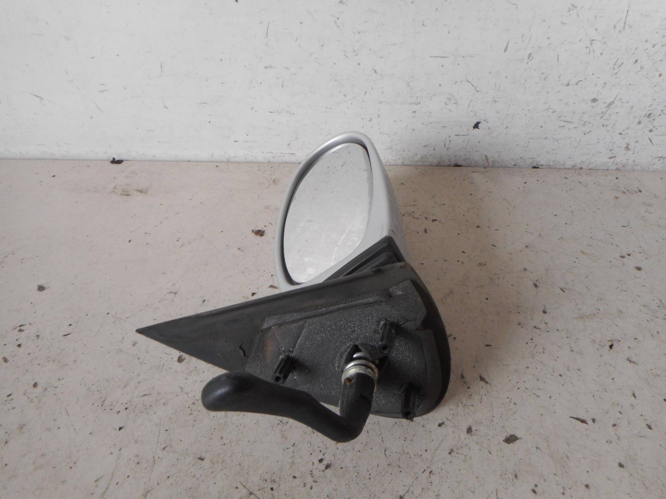 Retrovisore est. dx.